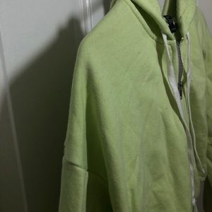 LIME CROP SWEATSHIRT